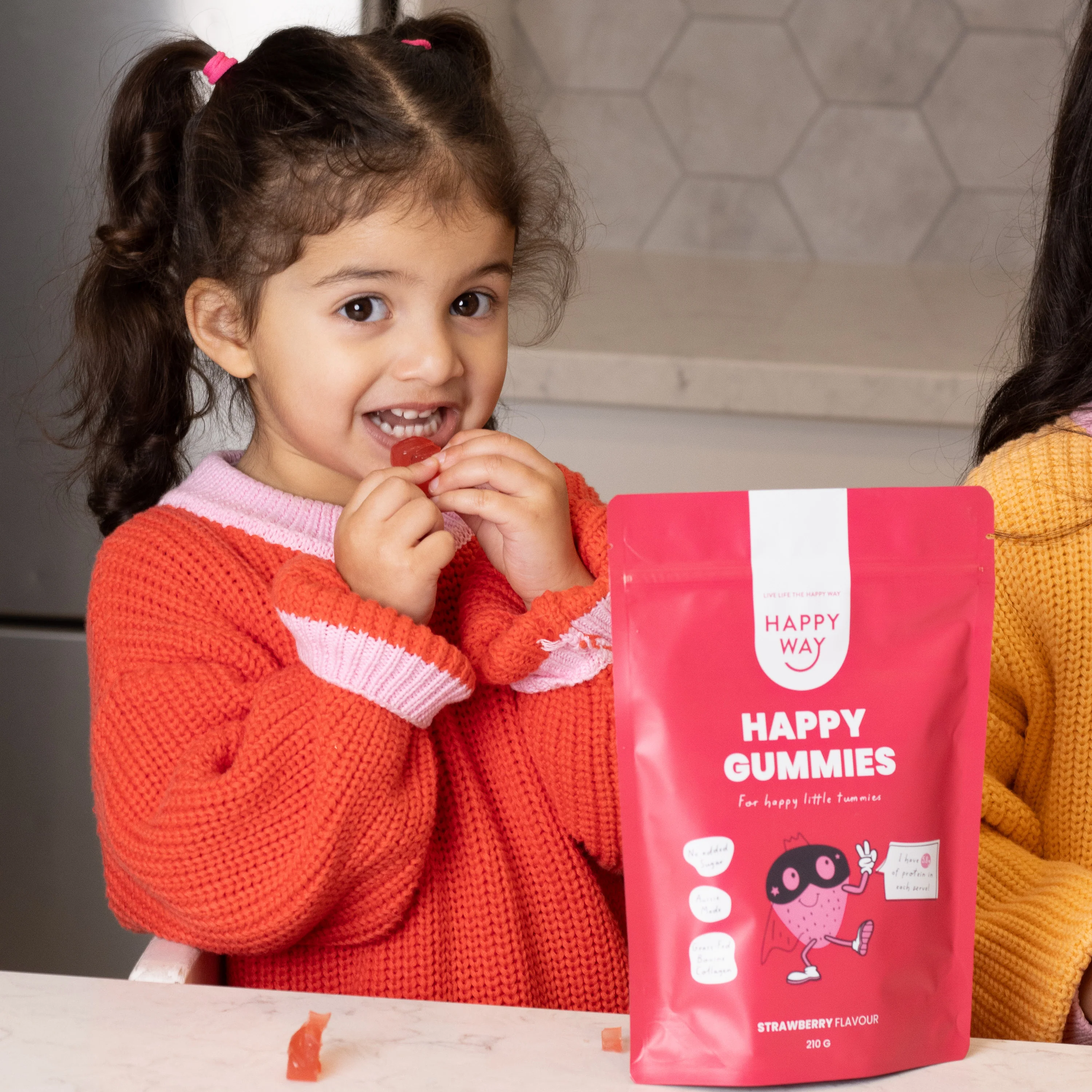 Strawberry Flavour Happy Gummies Mix 210g - Image 6